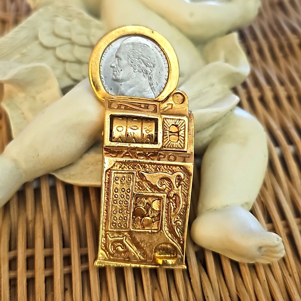 Vintage Slot Machine Brooch